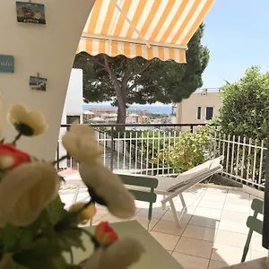 Casa La Perla - Con Terrazza Panoramica, Piscina E Free Parking , Ceriale Italia